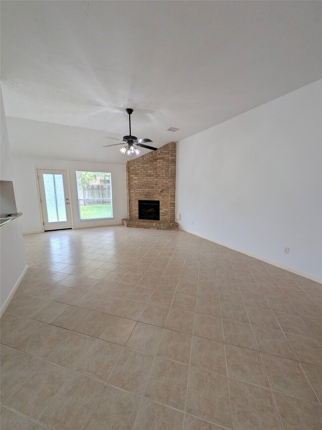 Photo - 3214 Kempwood Dr