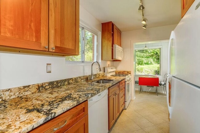 Photo - 3317 Glenway Dr