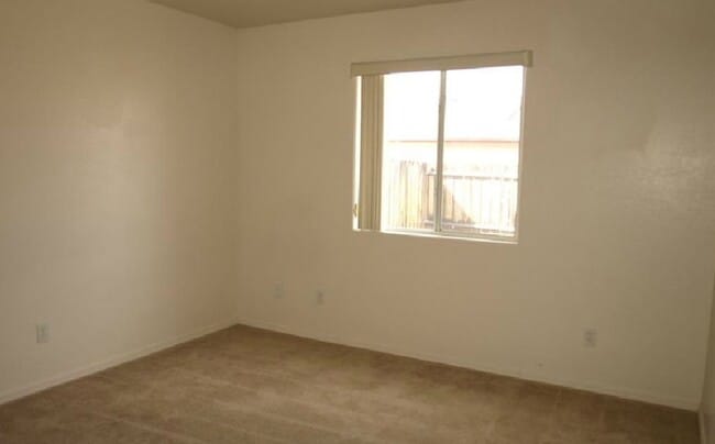 Photo - 8400 E Stevens Dr Unidad 1