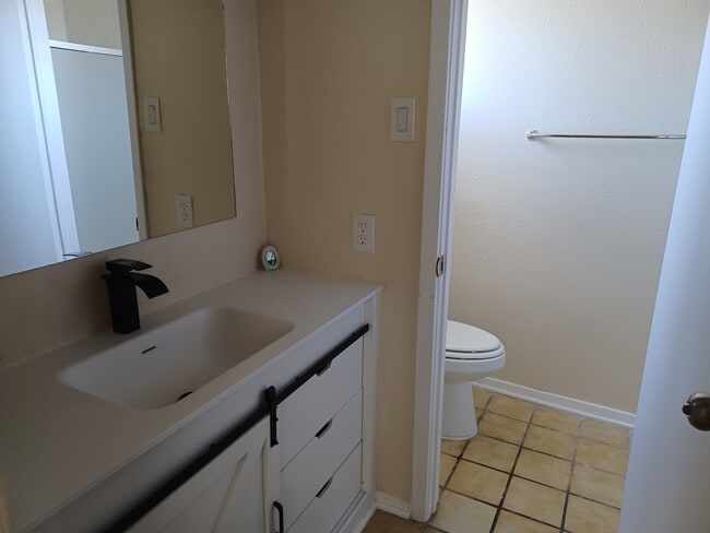 Photo - 9903 Kent Towne Ln