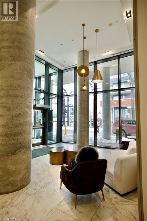 Photo - 15 Wellington St S Unité 1007