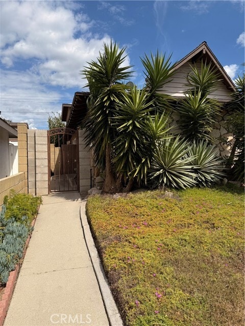 Photo - 136 N Tiana Ln