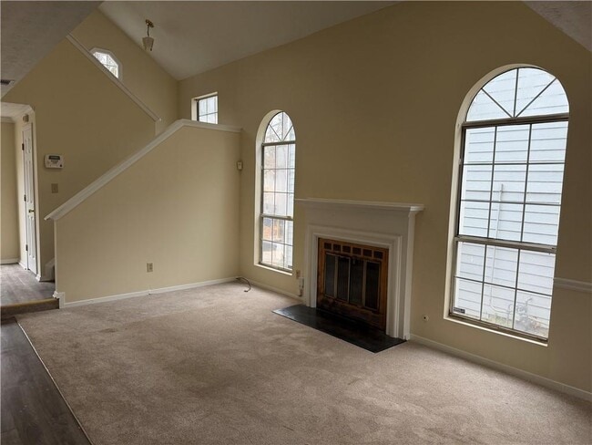 Photo - 1040 Hampton Hill Ct