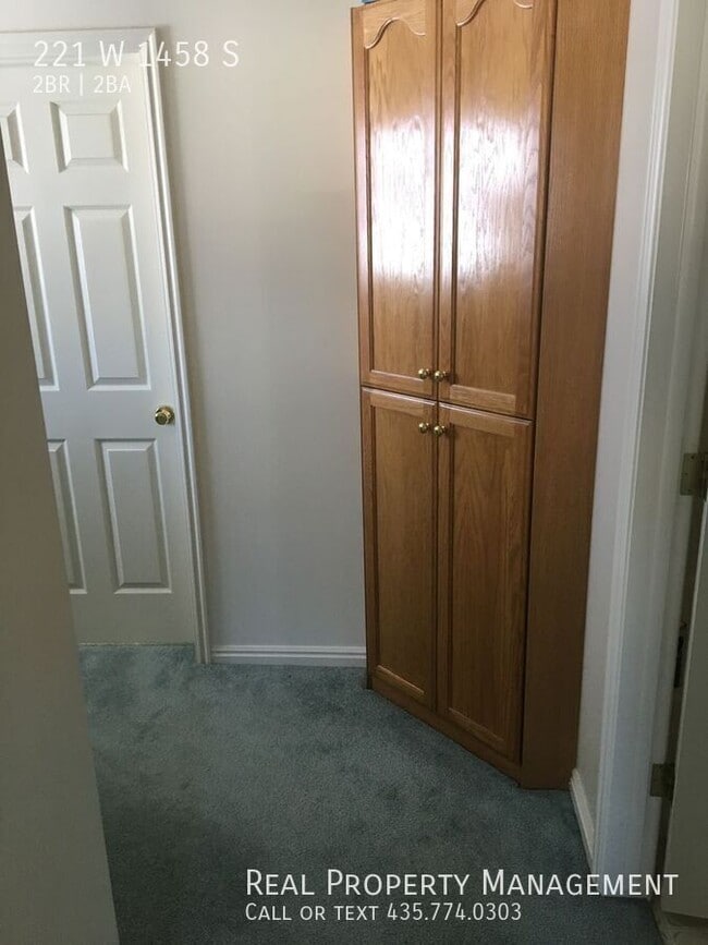 Photo - 221 W 1458 S