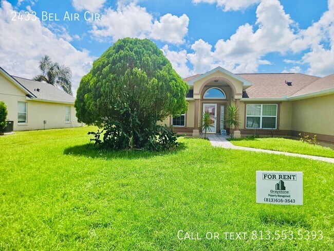 2433 Bel Air Cir