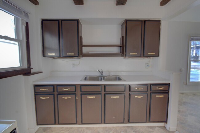 Photo - KLEROC Unit 709