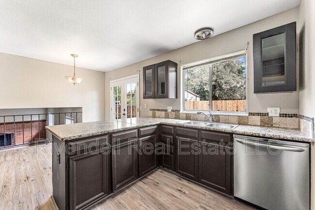 Photo - 1786 S Waco Ct