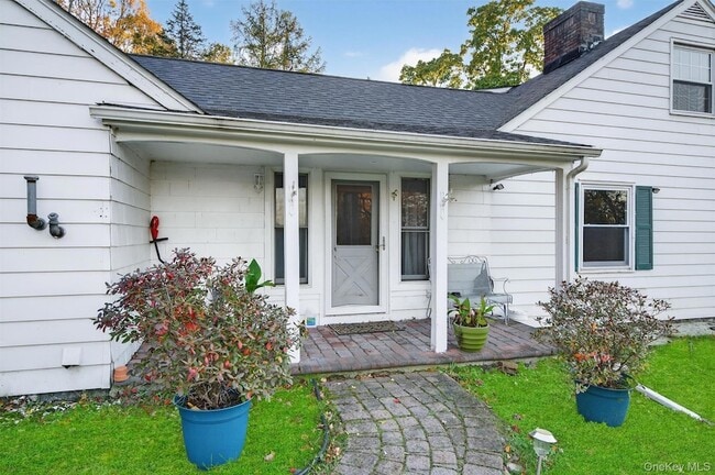 Photo - 108 Circle Dr