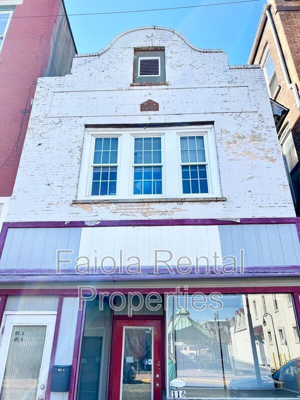 Building Photo - 116 N High St Unit Apt A