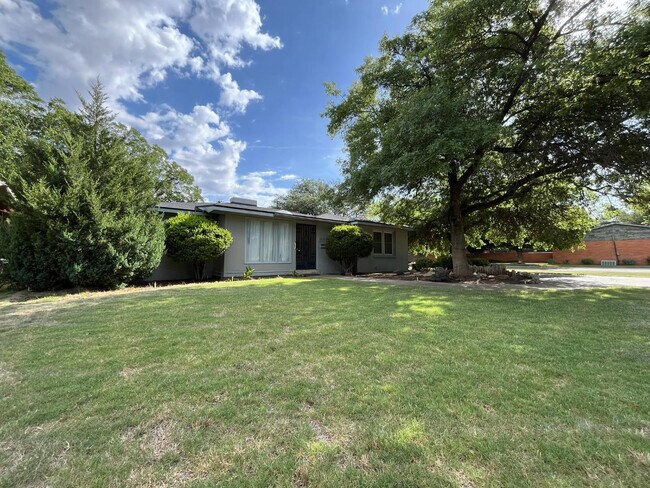 Photo - 3602 41st St