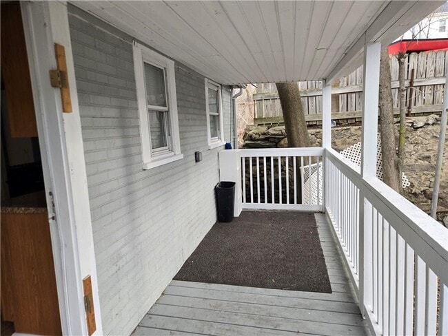 Photo - 36 Crawford St