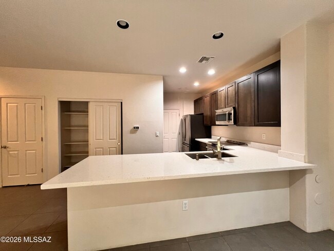 Photo - 391 E Calderwood Rd