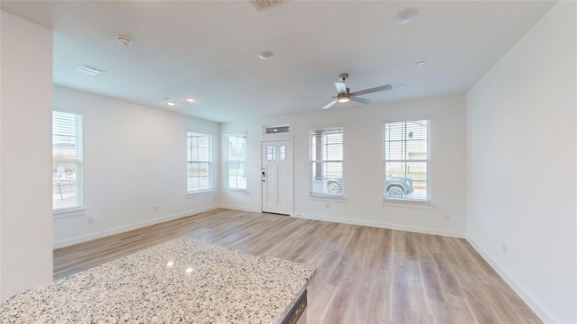Photo - 2920 ELLE DR