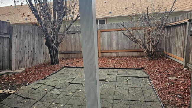 Photo - Glendale Duplex Unit 3895