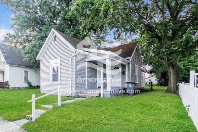 Photo - 833 Jefferson St