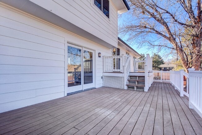 Photo - Willow Creek Home 4BR/3BA with attached 2 car garage! AVAIL 7/15/26