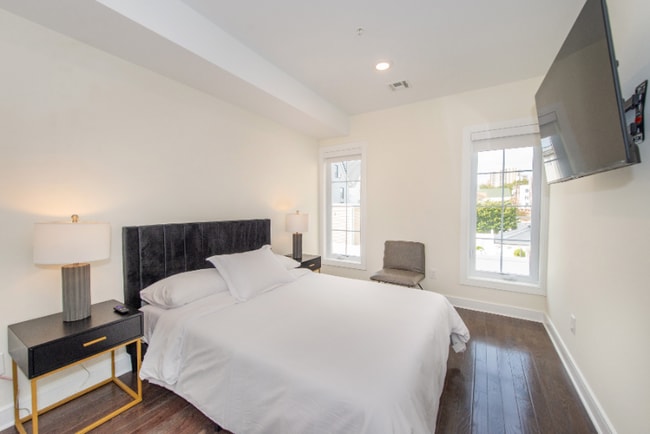 Photo - 1608 52nd St Unit A