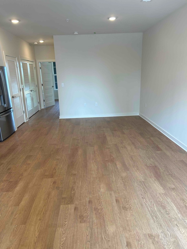 Photo - 600 E Trinity Ln Unidad 109