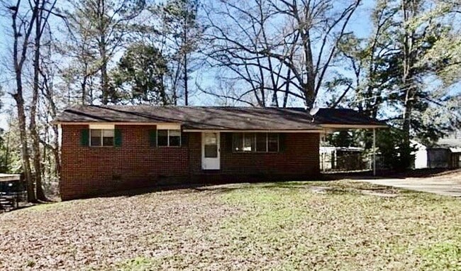 1215 Winifred Ln