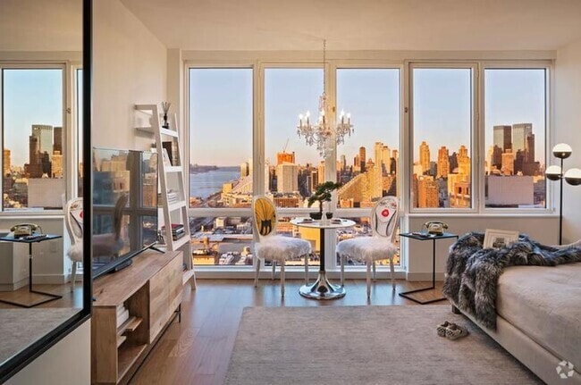 Building Photo - 0 bedroom in New York NY 10036 Unit 16T Rental