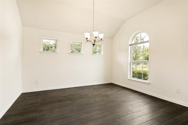 Photo - 208 Northern Star Ct