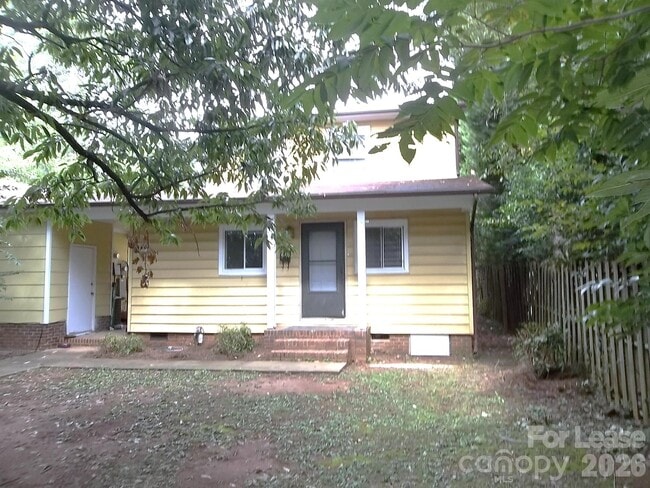 Building Photo - 4024 Rosehaven Dr