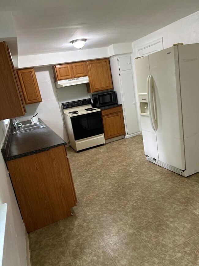 209 E Sunrise Ave Unit 211 Rental House Rental in Trotwood, OH