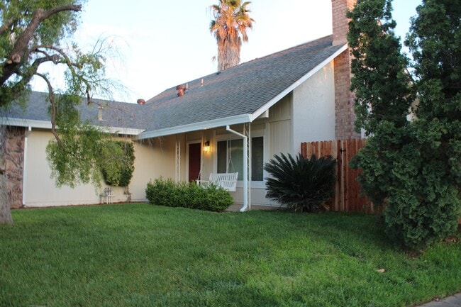 Photo - 9100 Castlebar Way