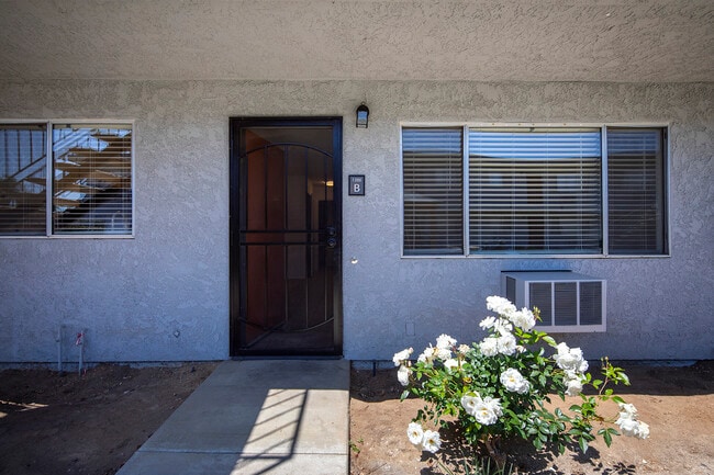 Photo - Oakdale Apartments