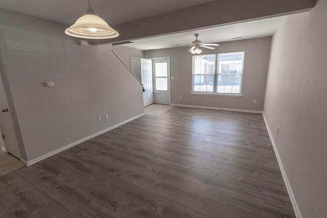 Photo - 1417 Bodie Dr