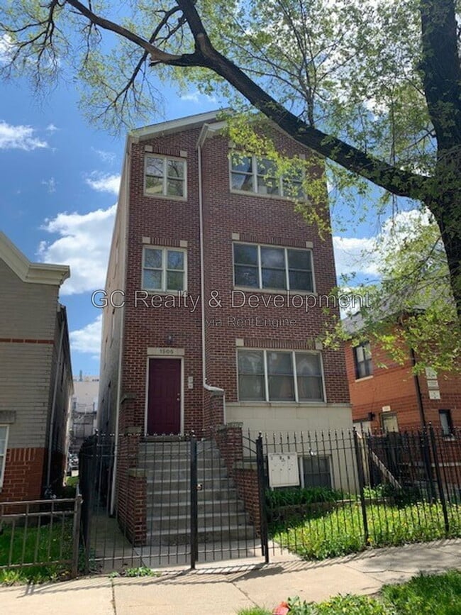 Building Photo - 1505 N Maplewood Ave Unit 2