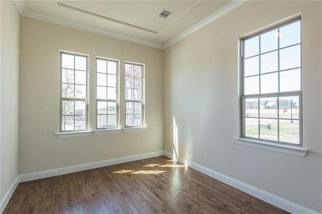 Photo - 560 Thoroughbred Ave
