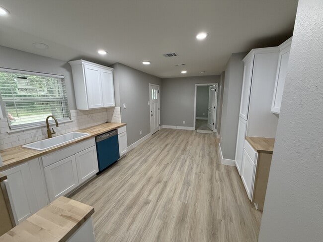 Photo - 146 Redrock Dr