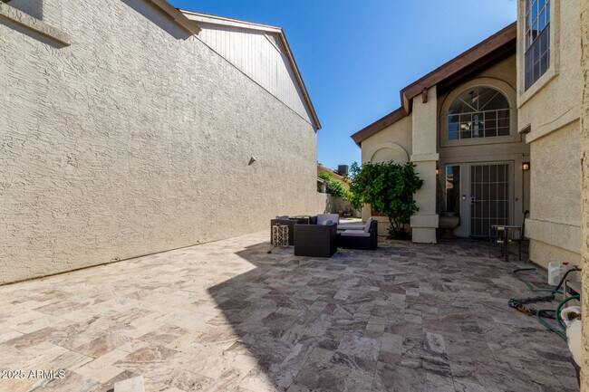 Photo - 501 E Topeka Dr