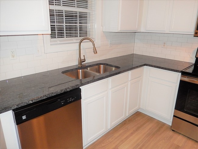 Photo - 123 W Chestnut Ave