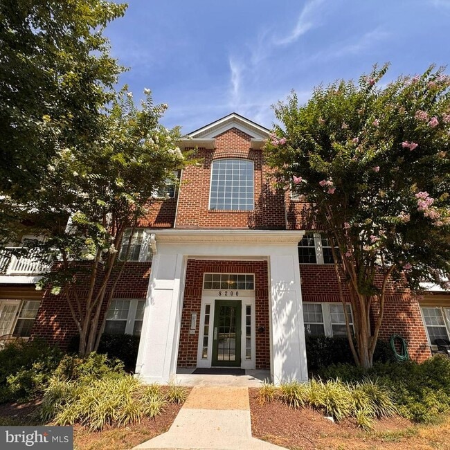 Building Photo - 8200 Blue Heron Dr Unit 2A Rental
