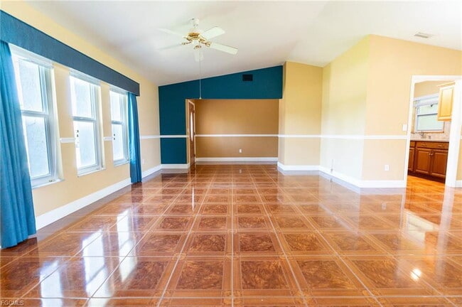 Photo - 2011 SE 12th Terrace