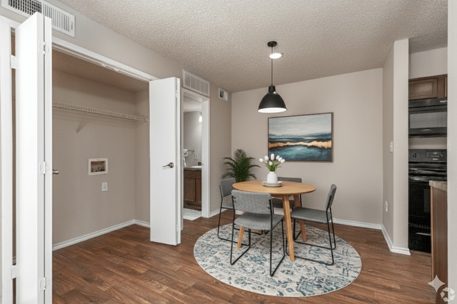 Photo - Fountains of Rosemeade