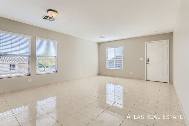 Photo - 189 Carlsbad Caverns St