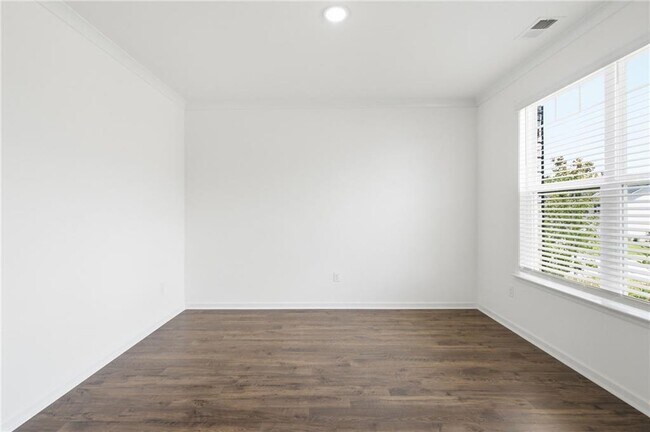 Photo - 3369 English Elm Wy