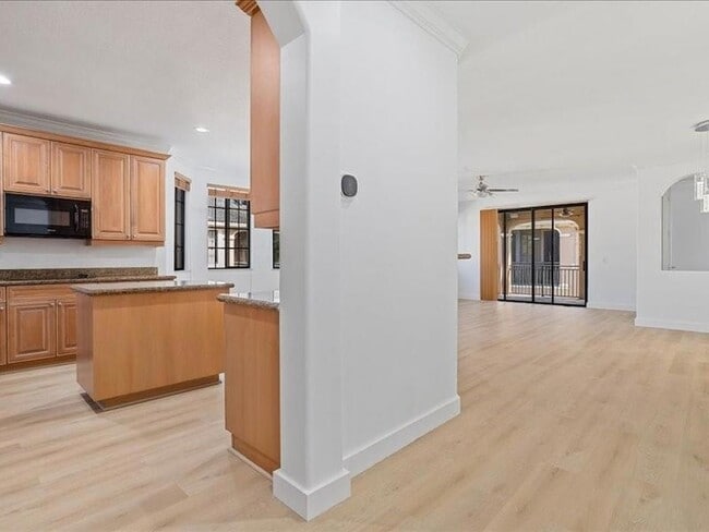 Photo - 2798 Center Ct Dr