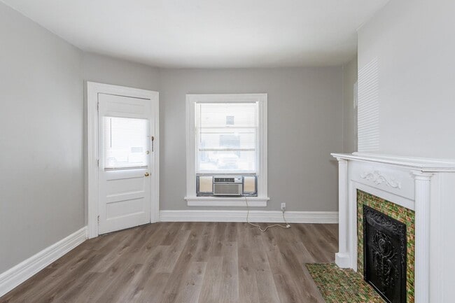 Building Photo - 115 E Foraker St Unit 115 E Foraker  1