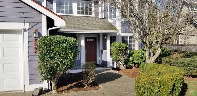 Photo - Refreshed and Move in ready 04/20/2026 - 4 bedrooms in Lacey - North Thurston School district.