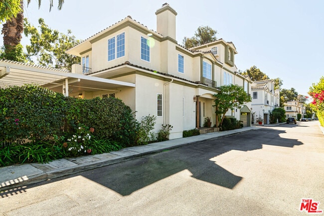 Photo - 1008 Harbor Crossing Ln