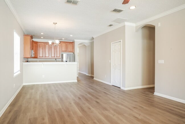 Photo - 3092 Litchfield Dr