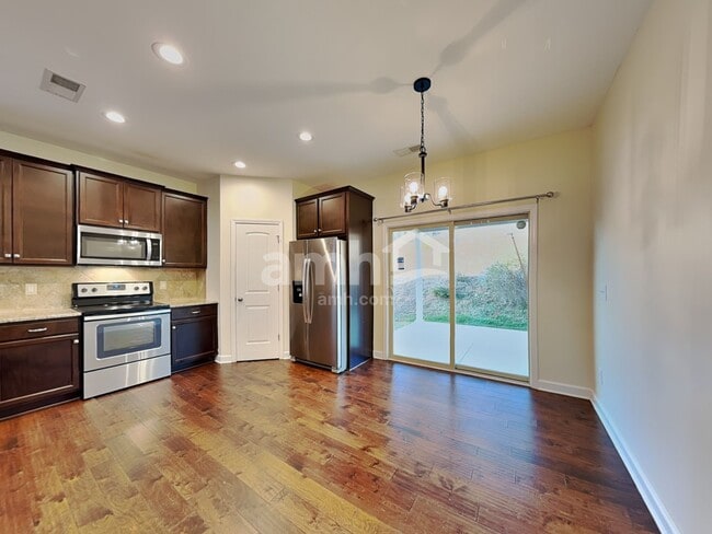 Photo - 232 Lanier Pl