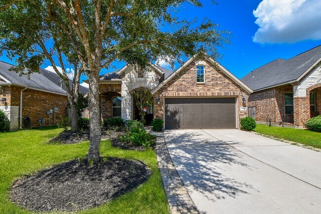 Building Photo - 15330 Ashbrook Dove Ln Rental