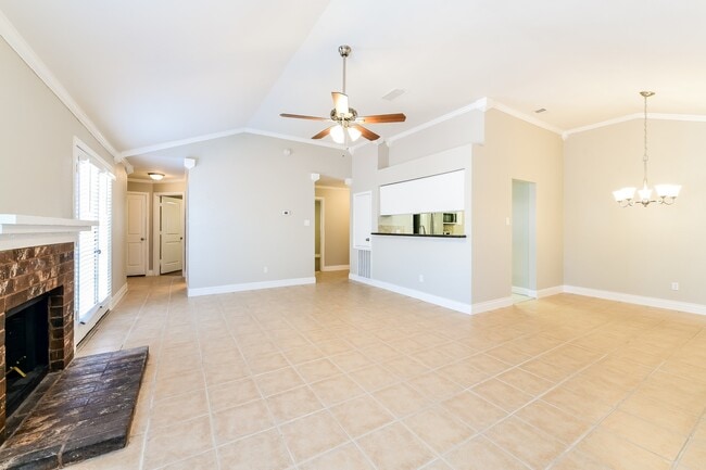 Photo - 17422 Lobo Trail