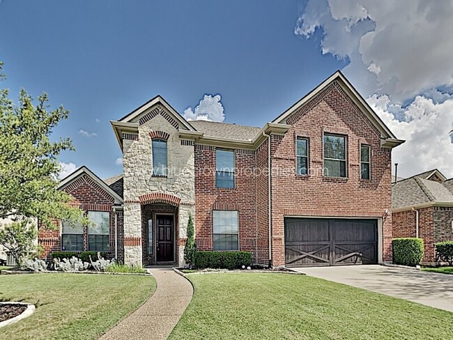 Building Photo - 1917 Lawnview Dr