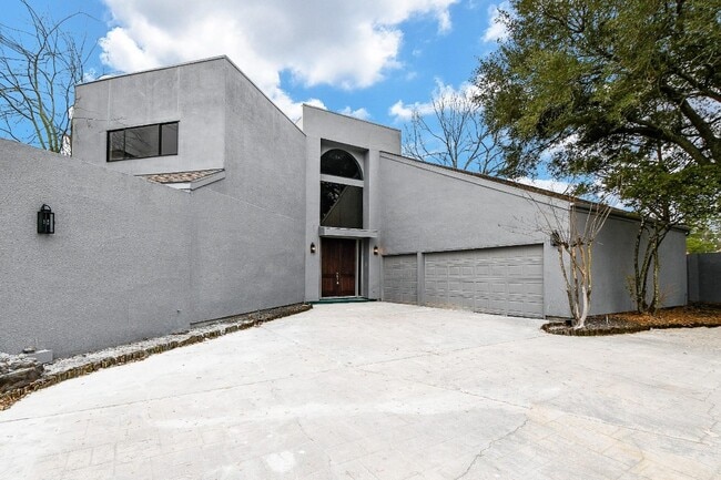 Photo - 8115 Fondren Lake Dr